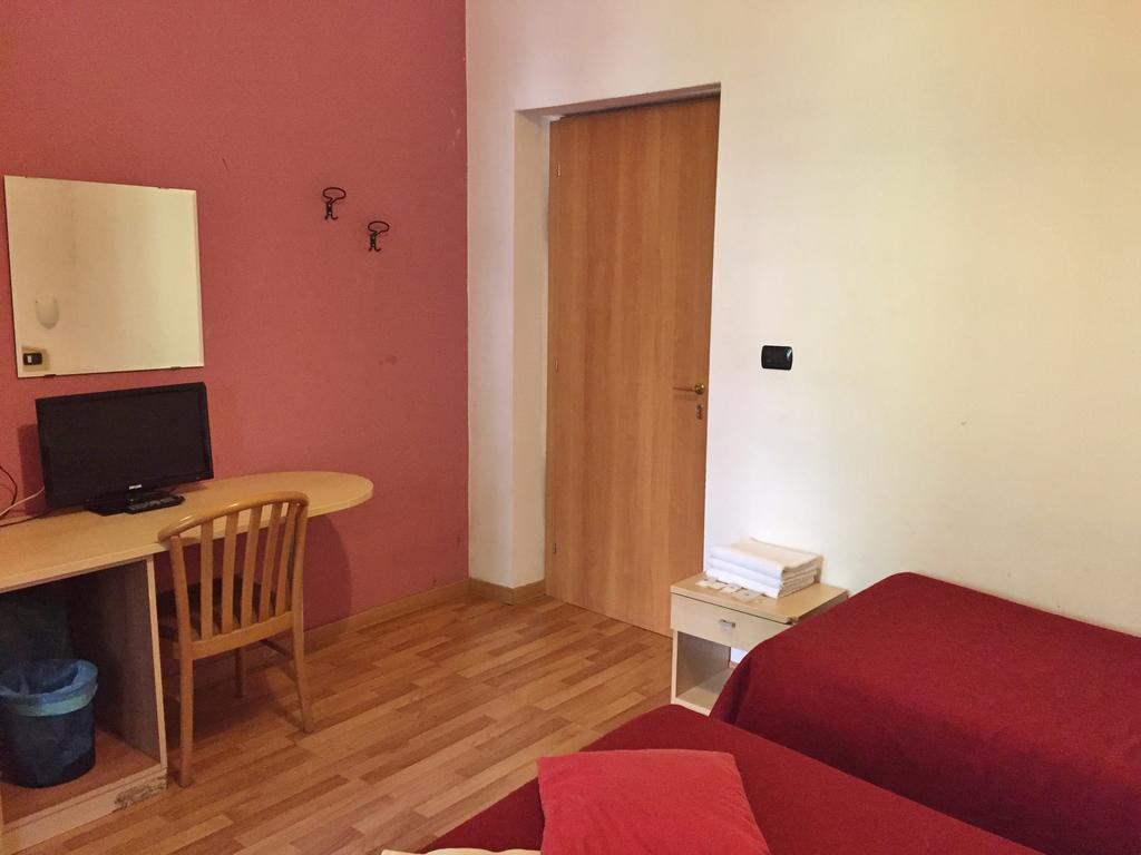 Hotel Ambra ميلان المظهر الخارجي الصورة