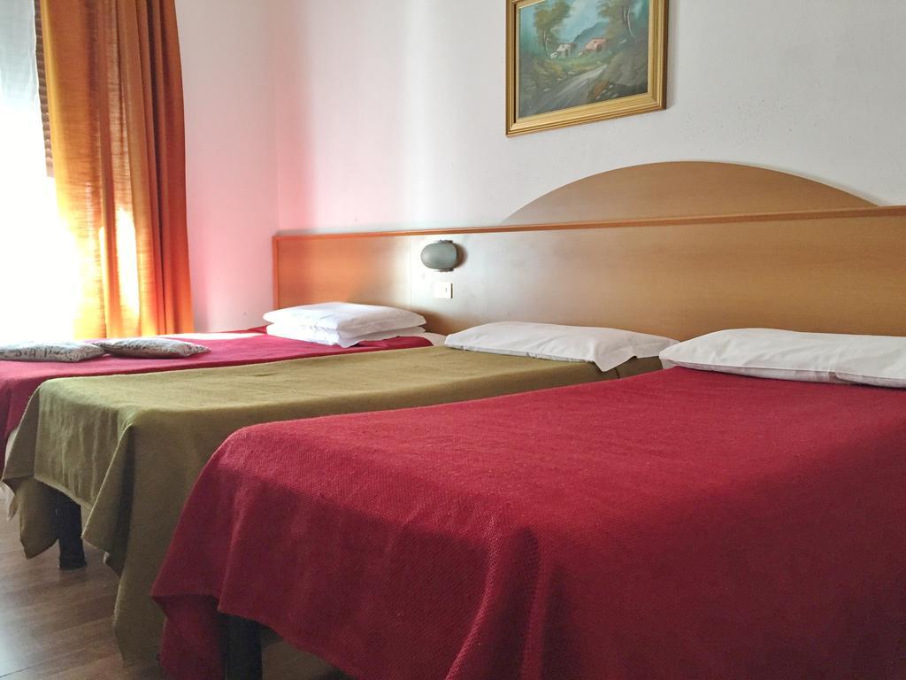 Hotel Ambra ميلان المظهر الخارجي الصورة